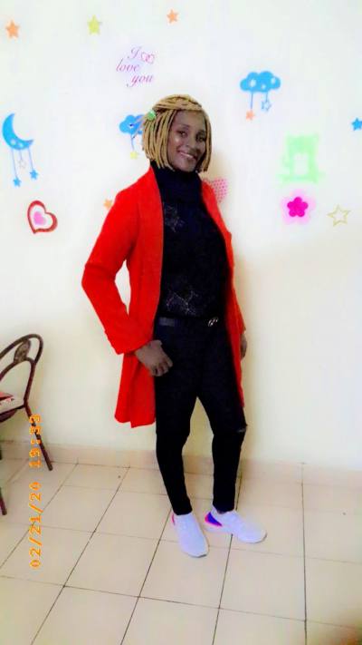 Marthe 35 Jahre Yaoundé  Kamerun
