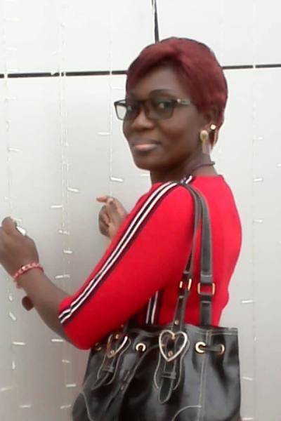 Mimi 47 ans Douala Cameroun