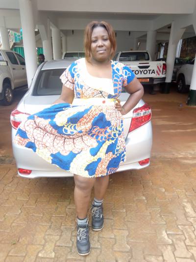 Pierrette 40 ans Yaoundé Cameroun