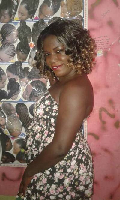 Rebecca 28 years Port-gentil  Gabon