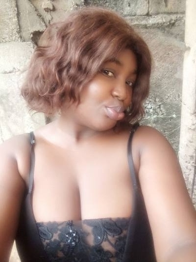 Daniella 33 ans Garoua  Cameroun