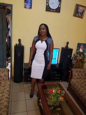 Yvette 37 Jahre Yaoundé Kamerun