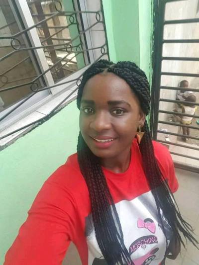 Melanie 29 years Yaounde Cameroon