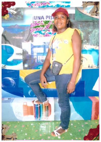 Véronique 50 ans Bouala Cameroun
