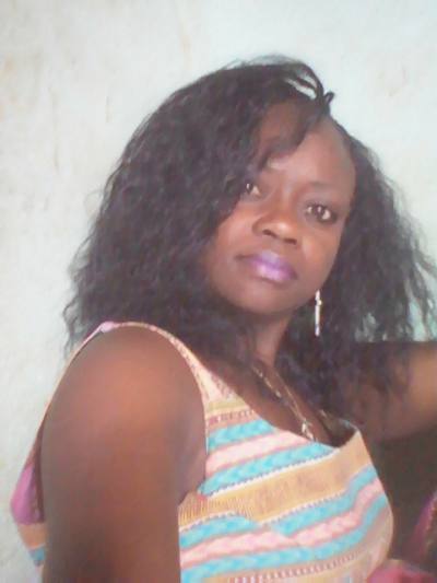 Laetitia 39 ans Yaoundé Cameroun