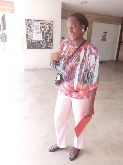 Gaelle 38 ans Douala Cameroun