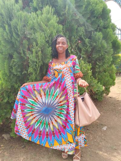 Juni 30 ans Tiko Sud-ouest  Cameroun