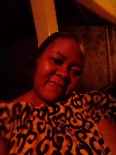 Nadege 35 Jahre Beti Kamerun