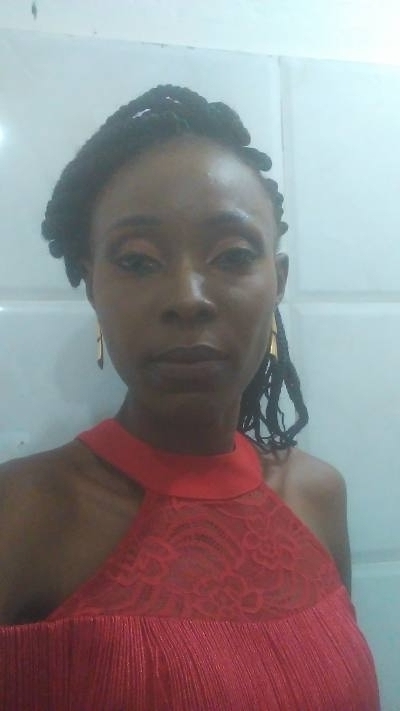 Gaelle 36 ans Pointe Noire Congo