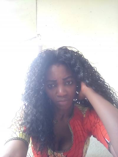 Isabelle 38 ans Douala Cameroun