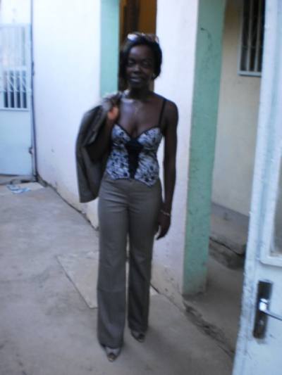 Anne  40 ans Douala Cameroun