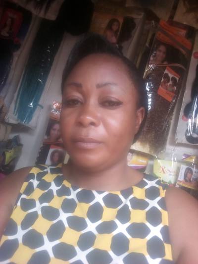 Judith 44 ans Yaoundé Cameroun
