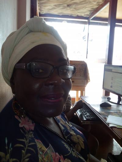 Madeleine Solange 69 ans Yaoundé Cameroun