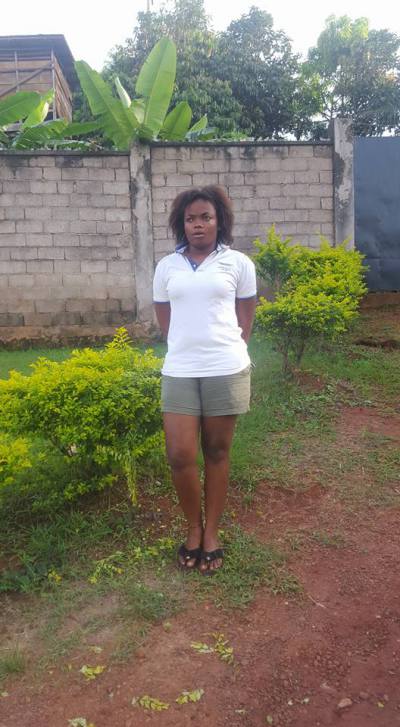 Arlette 31 ans Douala  Cameroun