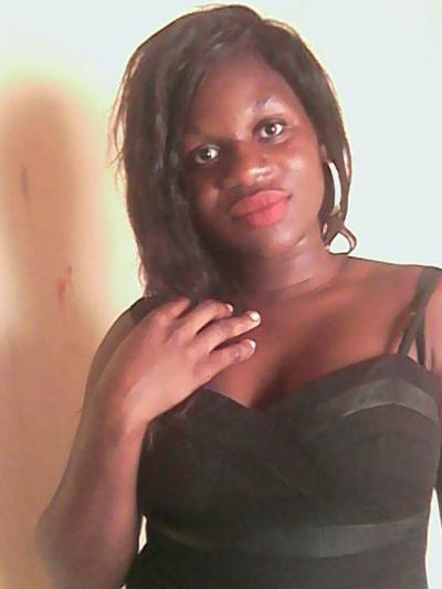 Anastasie 39 ans Yaounde Cameroun