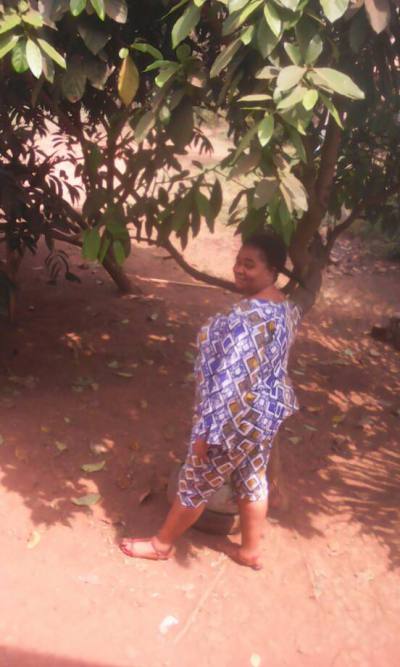 Andrea 45 ans Yaoundé Cameroun