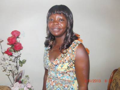 Elise 46 Jahre Yaoundé Kamerun