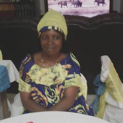 Tatiana  43 Jahre Yaounde Kamerun