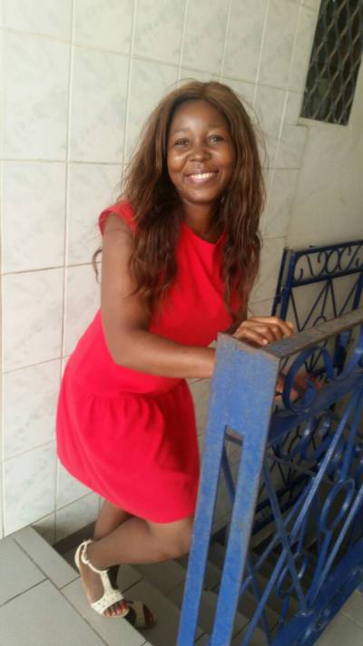 Alice 38 ans Douala Cameroun
