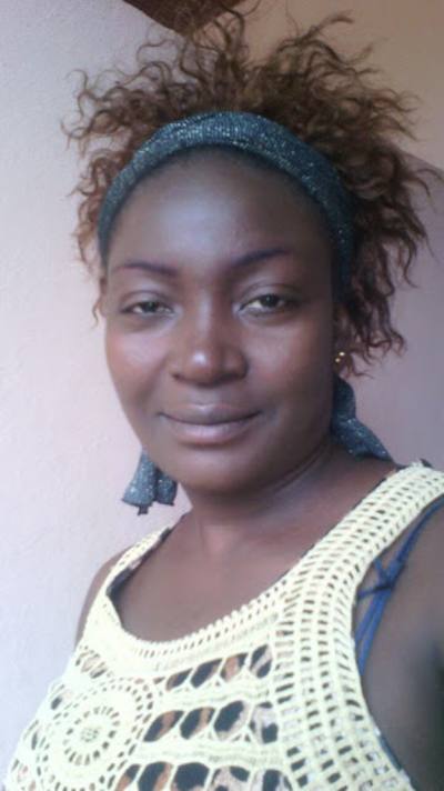 Aline 38 ans Yaounde Cameroun