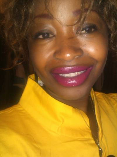 Carole 38 ans Yaoundé 4éme Cameroun
