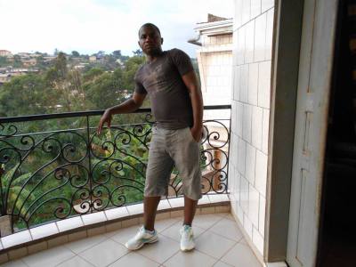 Marley 42 ans Yaounde Cameroun