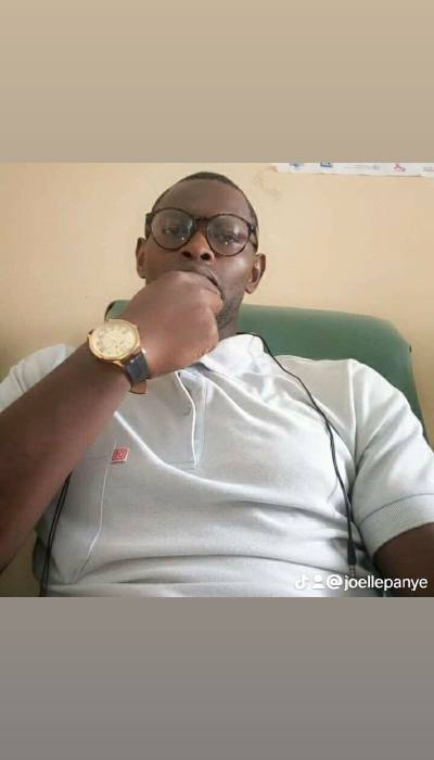 Joel 36 ans Douala Cameroun