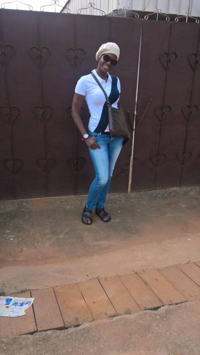 Rosine 38 Jahre Douala Kamerun