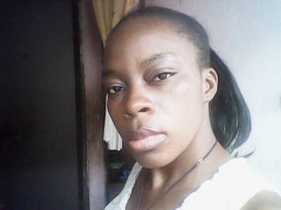 Lyriane 42 years Douala Cameroon