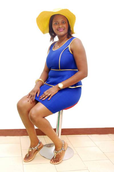 Laurette 36 ans Yaoundé Cameroun