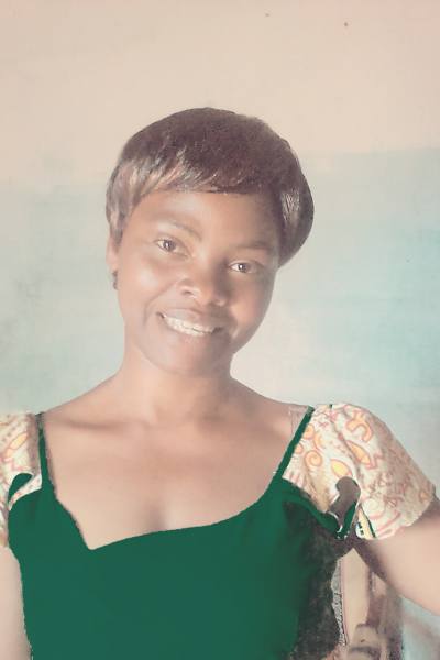 Emelle 44 Jahre Douala Kamerun