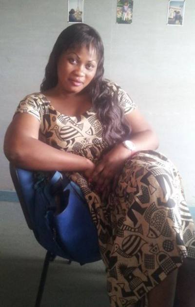 Yvette 42 ans Douala Cameroun