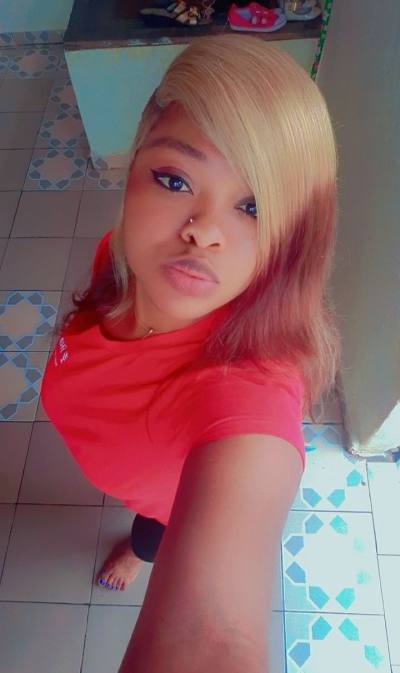 Nadia 31 ans Yaoundé Cameroun