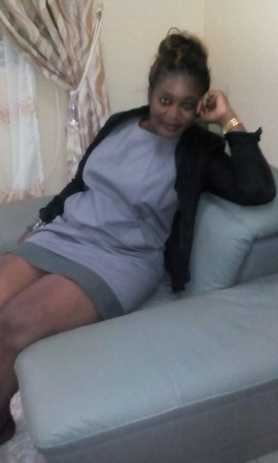 Lola 47 Jahre Douala Kamerun