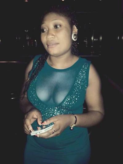 Lydie 35 years Yaounde Cameroon