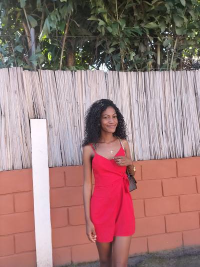 Mira 20 Jahre Toamasina  Madagaskar