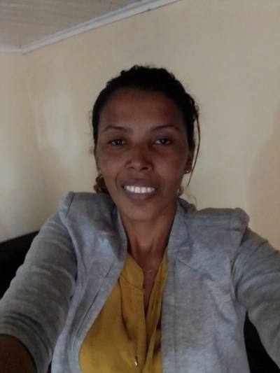 Sophie 40 Jahre Ambanja Madagaskar