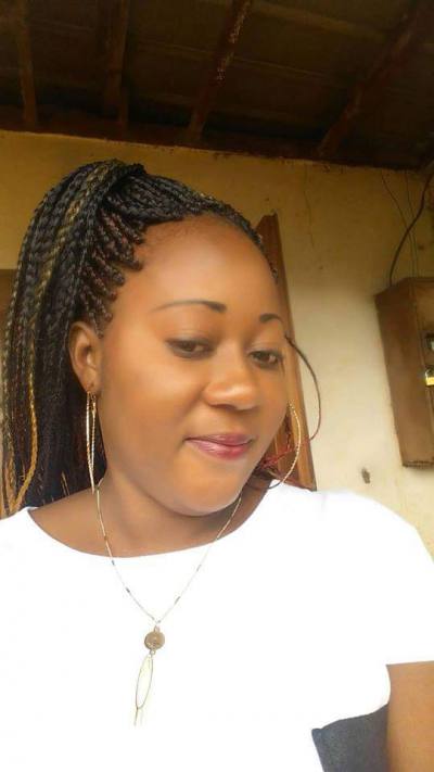 Christelle 32 years Yaoundé Cameroon
