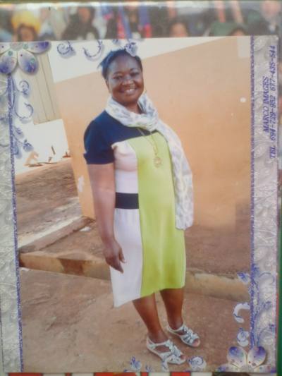 Nicole 63 ans Yaoundé Cameroun