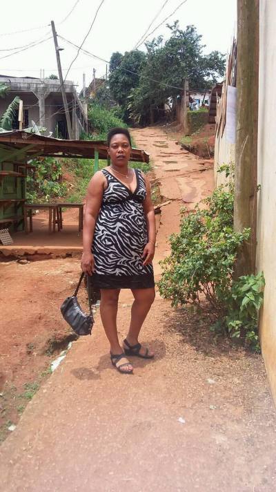 Annie 44 years Yaoundé Cameroon