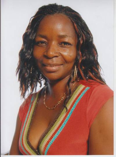 Adèle 49 Jahre Yaounde Kamerun