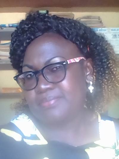 Annie 40 ans Ndikinimeki Cameroun
