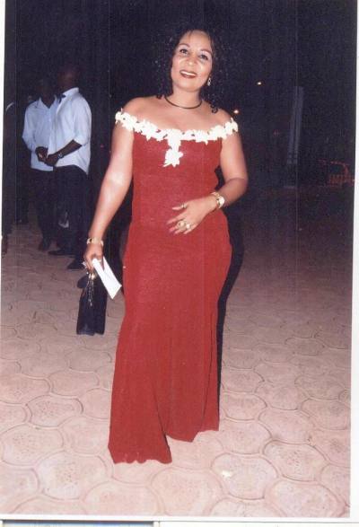 Mireille 48 ans Douala Cameroun
