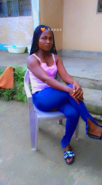 Prisca 32 years Bulu Cameroon