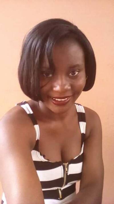 Kristel 32 ans Yaoundé Cameroun
