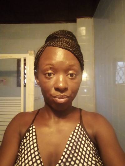 Josy 31 ans Douala Cameroun
