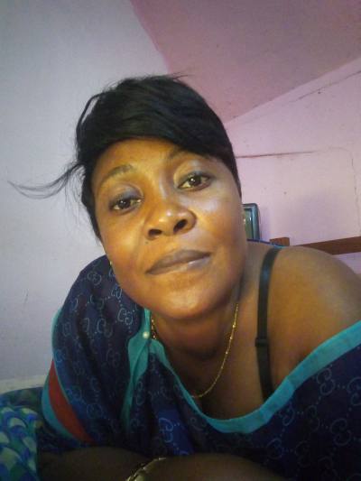 Edith 41 ans Yaoundé Cameroun
