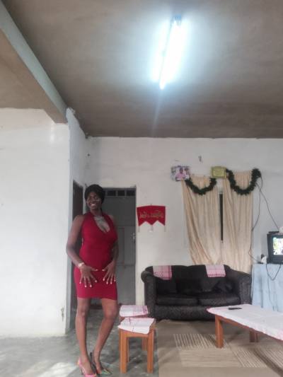 Rosine 47 years Douala Cameroon