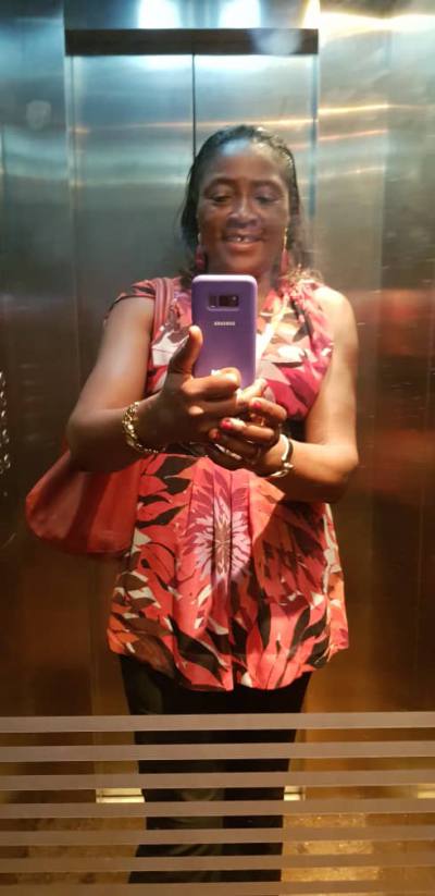 Thérèse 60 ans Yaoundé Cameroun