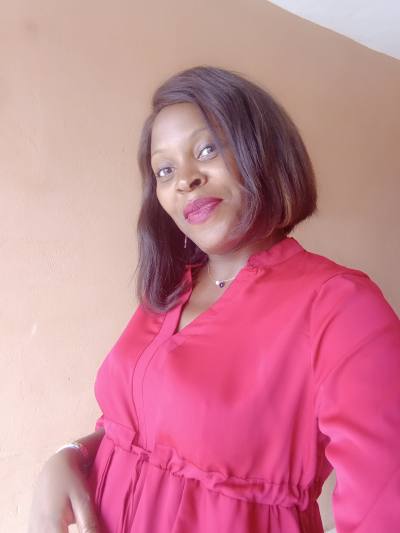 Paulette 34 years Yaoundé Cameroon